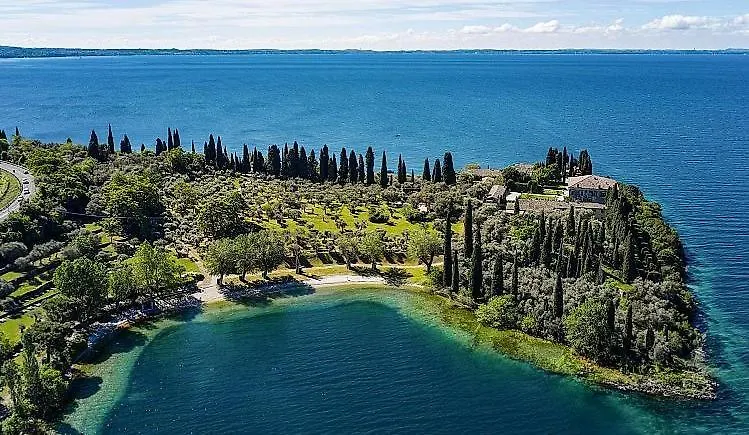 La Maison Sur Mer Torri Del Benaco 0*,