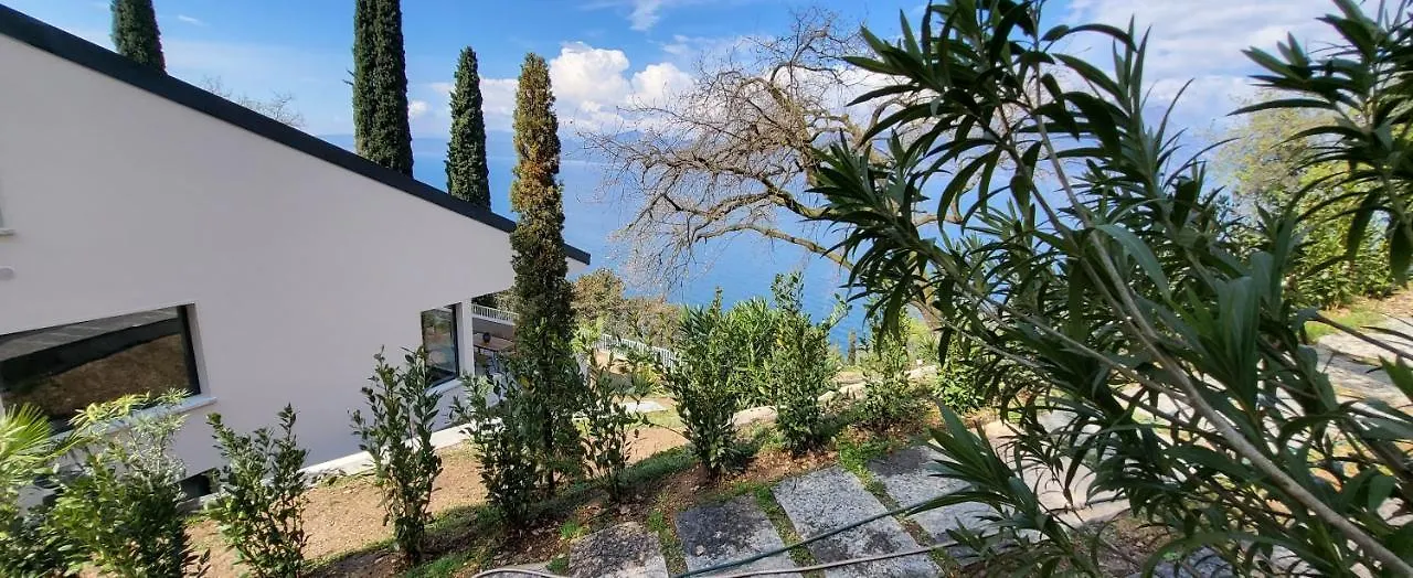 Villa La Maison Sur Mer Torri Del Benaco