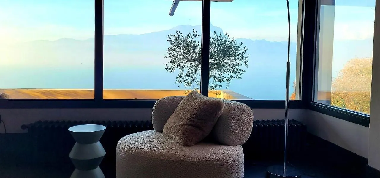 La Maison Sur Mer Torri Del Benaco 0*,  Italy