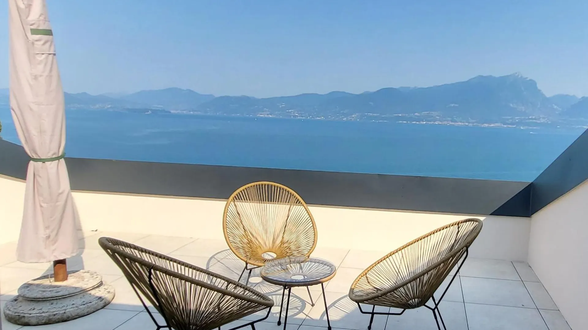 Villa La Maison Sur Mer Torri Del Benaco